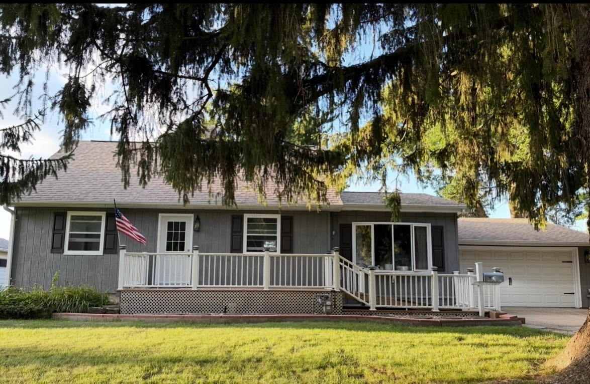 Photo - 7220 Maywood Ave