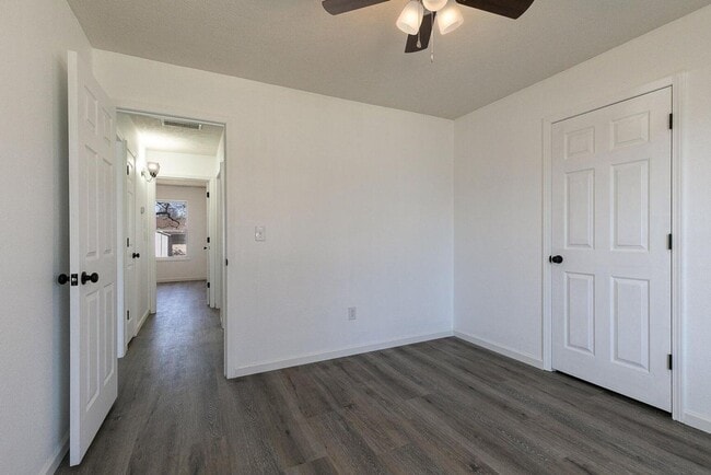 Photo - Updated 3 bedroom 2 bathroom 2 car garage ...