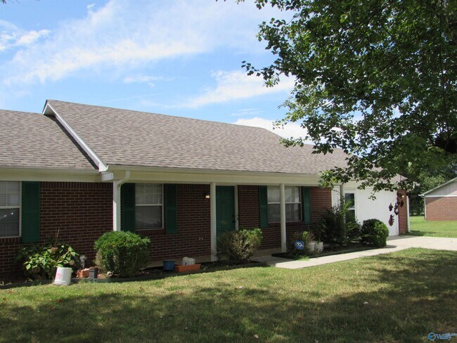 Building Photo - 110 Piper Ln Rental