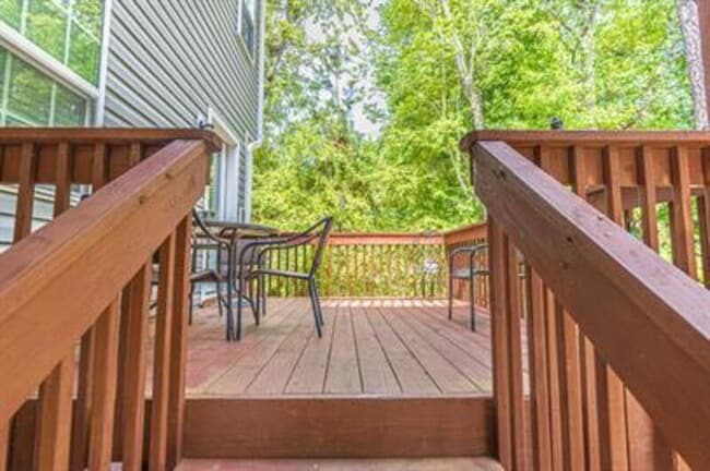 Photo - 55 Bridle Path Cir
