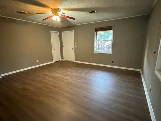 Photo - 117 Hayes Dr