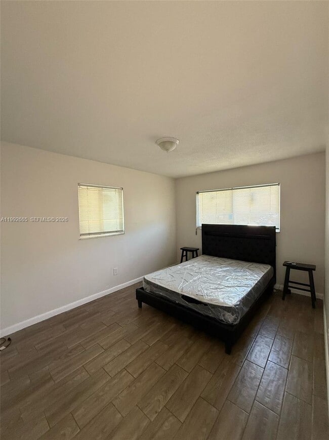 Photo - 5460 SW 38th Ct