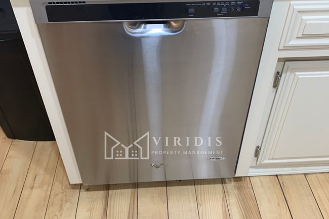 Photo - 1001 Mohawk St