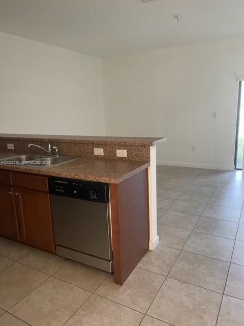 Photo - 642 SE 32nd Ave