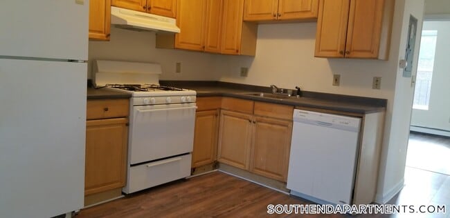 Photo - 92 Hammond St Unit 5