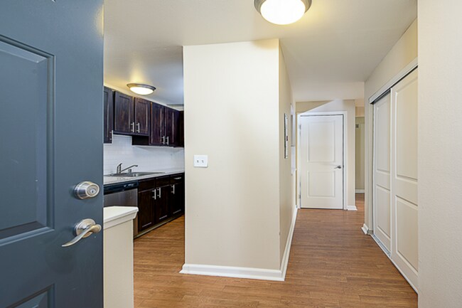 Photo - Northlink Apartments