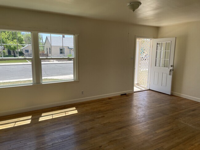 Photo - 340 E Stillwater Ave