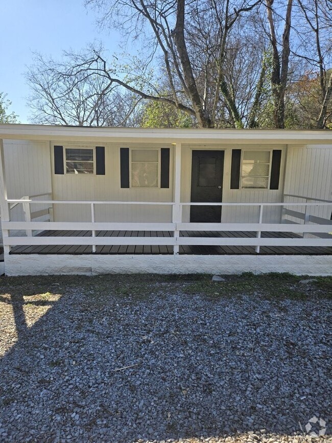 Building Photo - 997 W Elmwood Dr Unit B Rental