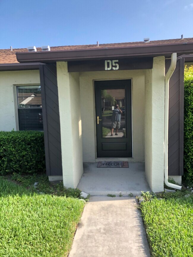 Photo - 6010 Indrio Rd Unidad D5