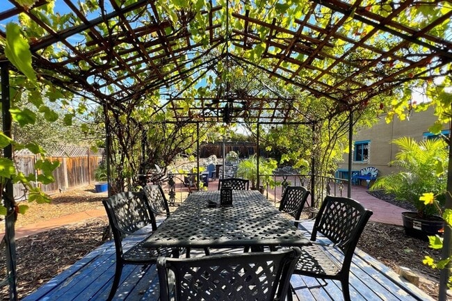 Photo - Garcia House: Fully Furnished, Wonderful Hot Tub, Spacious Fenced Outdoor Area, Pet-Friendly too!