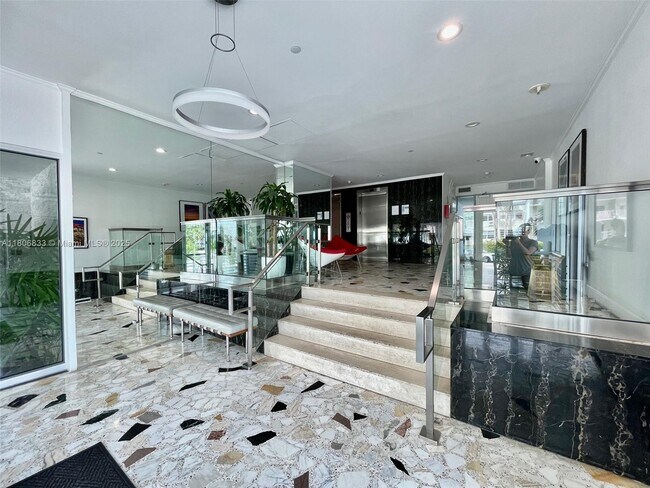 1450 Lincoln Rd