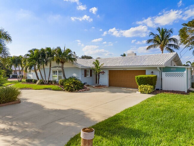 Photo - 516 Bahama Dr