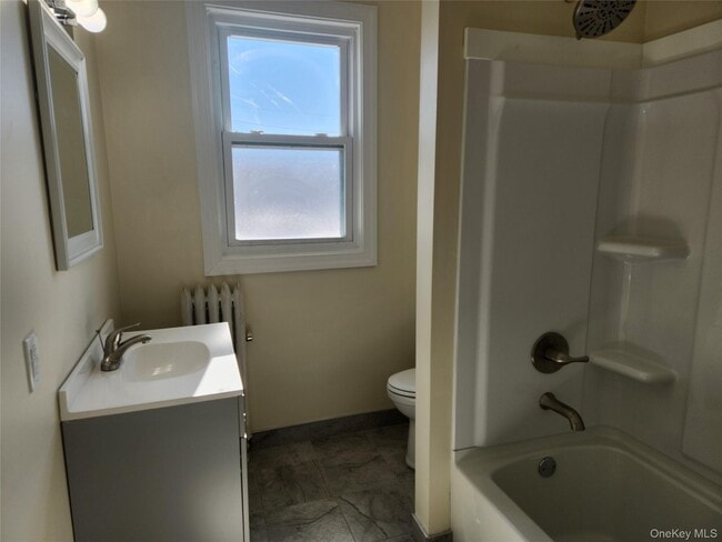 Photo - 49 Roger Ave