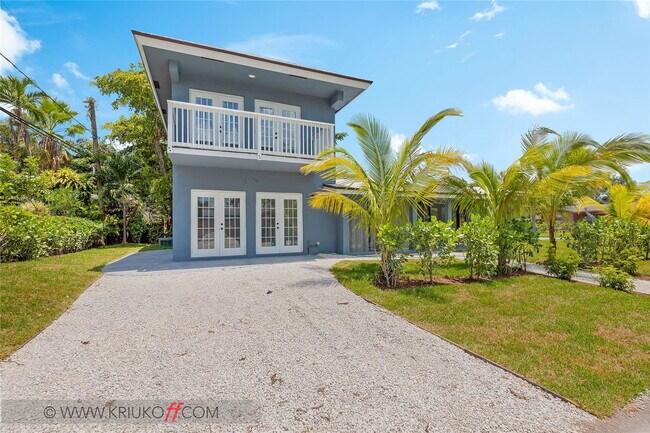 Photo - 1720 NE 9th Ave