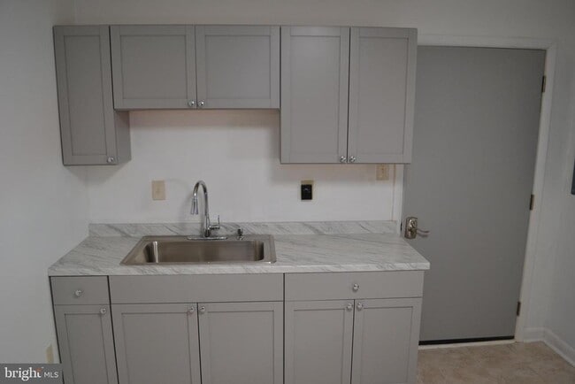 Photo - 127 N Market St Unit ONE