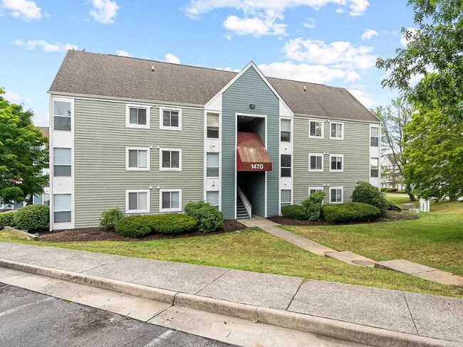 Building Photo - 1470 Seneca Dr Rental