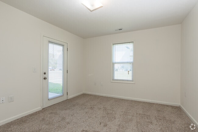 1BR, 1BA - 680SF - Bedroom