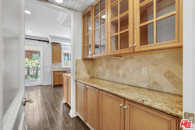 Photo - 132 S Maple Dr Unit 201