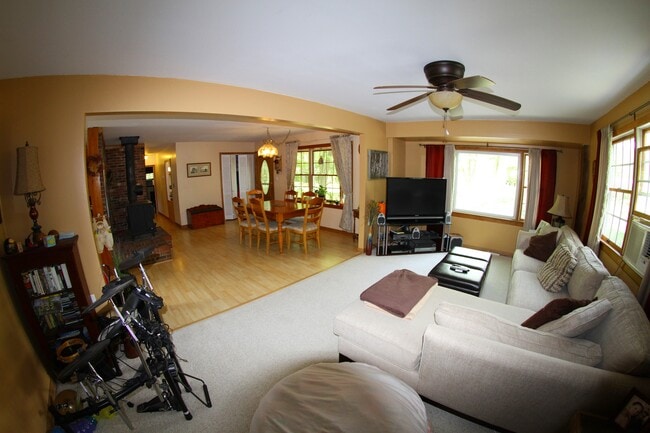 Photo - 309 Cedar Ln