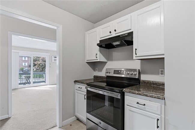 Photo - 200 Manville Hill Rd Unit 108