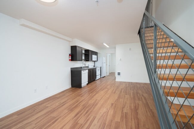 3 Bedroom 1.5 bath townhome!