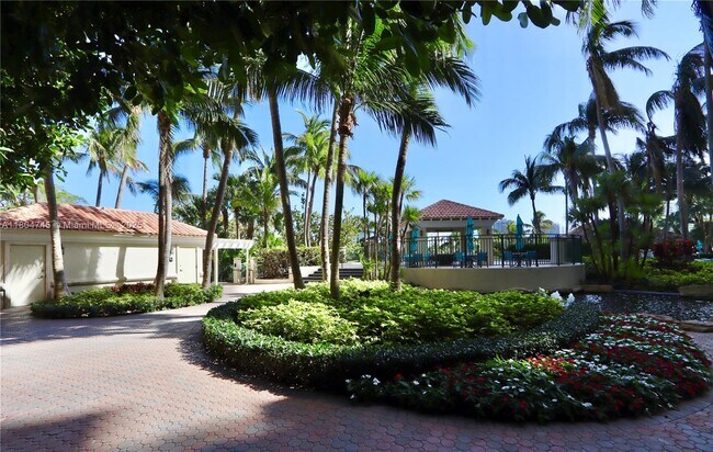 Photo - 19501 W Country Club Dr Condo Unit 1606