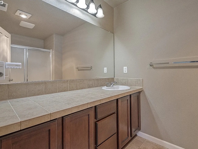 Photo - 5310 SE Redberry Pl