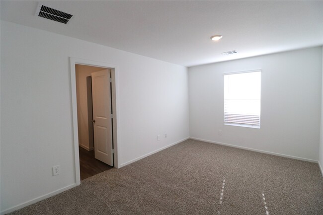 Photo - 14320 Leafy Willow Dr