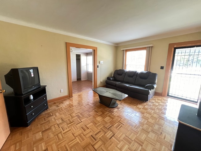 Photo - 4754 1st Ave N