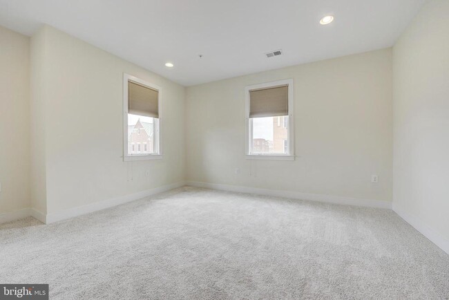 Photo - 620 McKenzie Ave