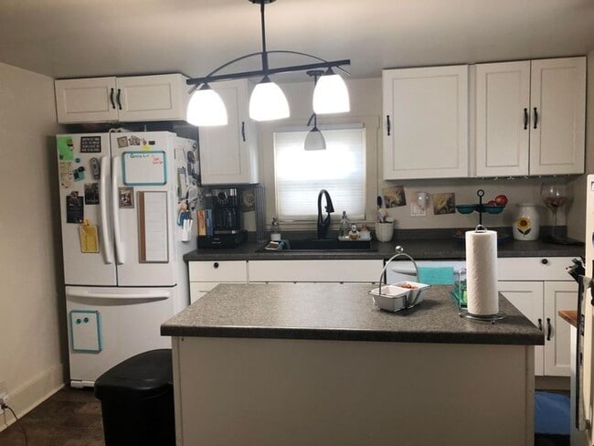 Photo - 802 3rd Ave SE