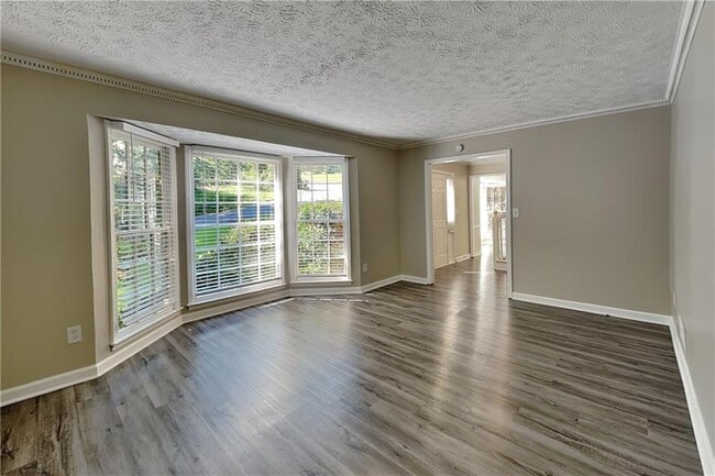 Photo - 3940 Camrose Pl