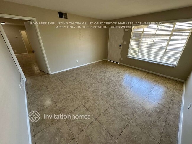 Photo - 3737 W Lawrence Rd