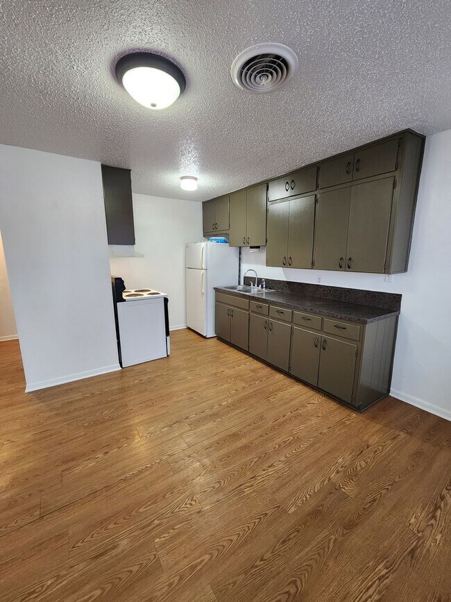 Photo - 2/1 Duplex in Lampasas House