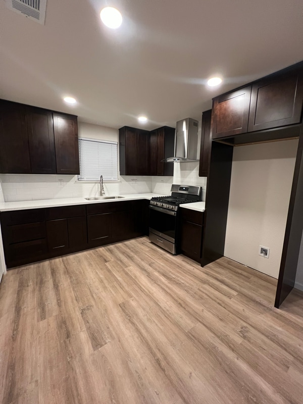 Photo - 502 W 11th St