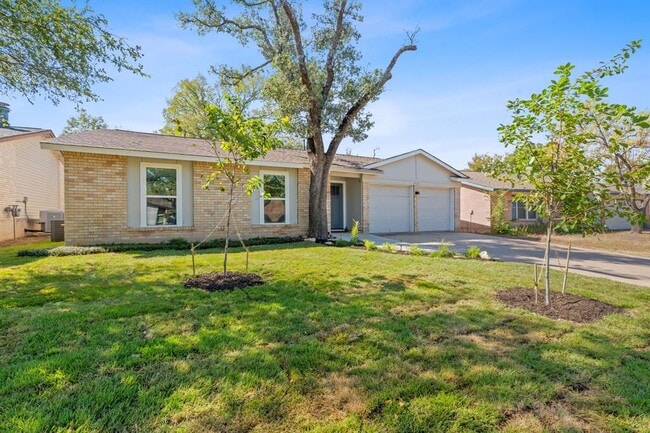 Photo - 3930 Leafield Dr