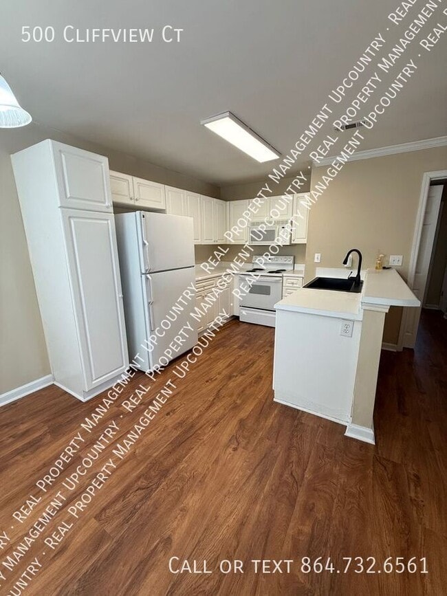 Photo - 500 Cliffview Ct