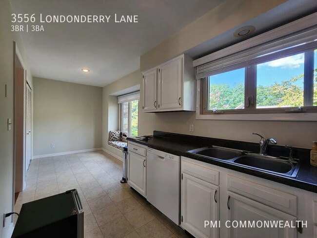 Photo - 3556 Londonderry Ln