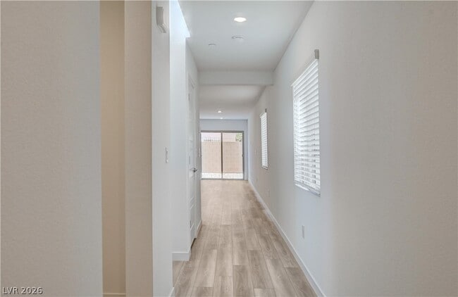Building Photo - 2124 Abraham Ave