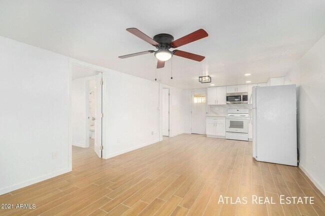 Photo - 444 S Delaware St Unit 1