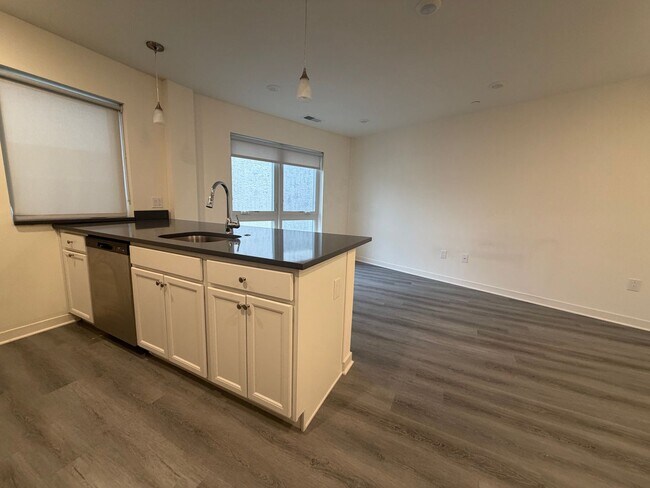 Photo - 2451 Frankford Ave Unit 203