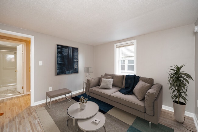 Photo - Middle Street Apartments