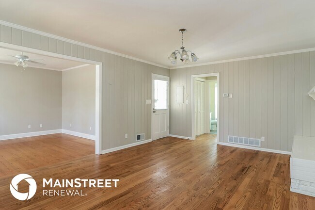 Photo - 1666 Greenbrook Dr