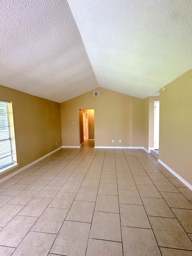 Photo - 12210 Roandale Dr