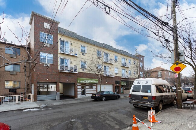 Photo - 47-05-47-11 104th St