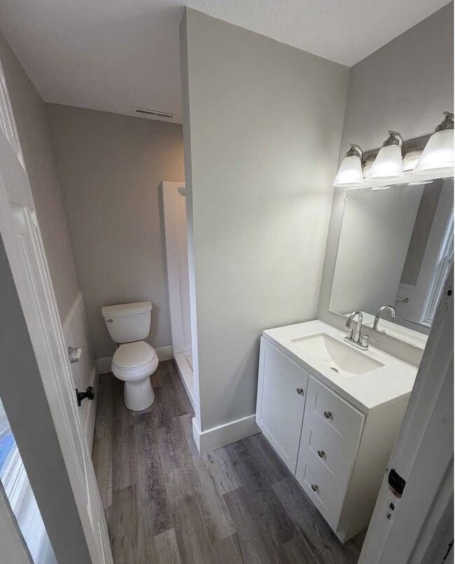 5 Maple Ave Unit 2
