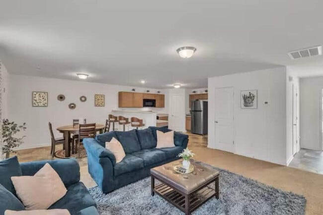 Photo - 2017 Peggy Joe Wy Unidad SI ID1391420P