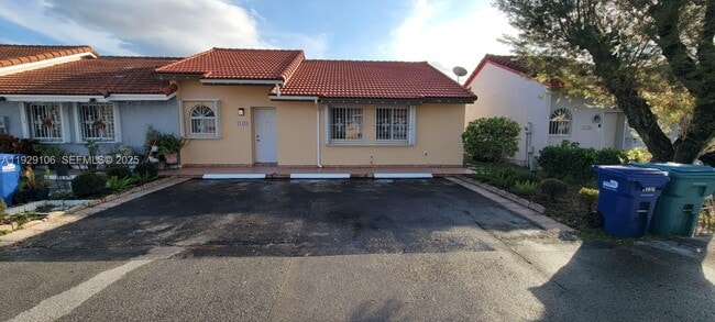 Building Photo - 11470 NW 4th Ln