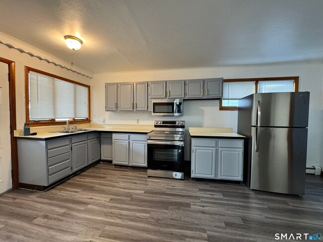 Photo - 704 Highland Ave Unit 1