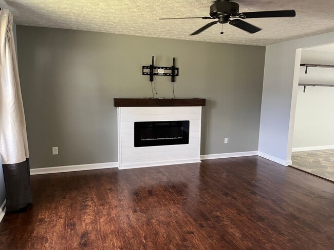 Photo - 4286 Boyne Ct